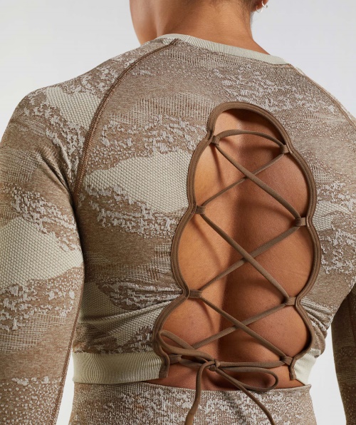 Gymshark Adapt Camo Sem Costura Parte De Trás Com Cadarço Top Lava-pebble Cinza-soul Marrom