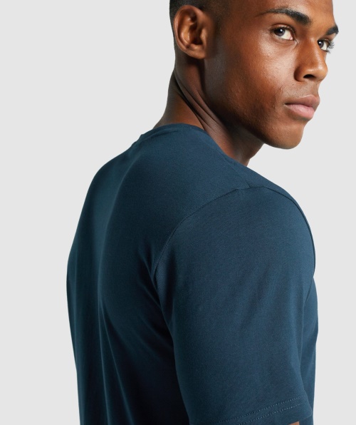 Camiseta Com Escudo Do Gymshark Marinho