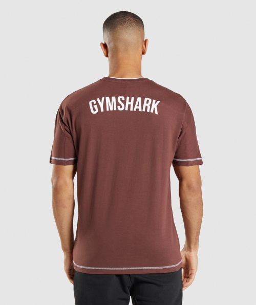 Camiseta Gymshark Recesso Cereja Marrom-branco