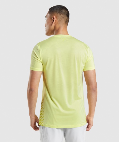 Camiseta Com Listras Esportivas Gymshark Verde Vaga-lume
