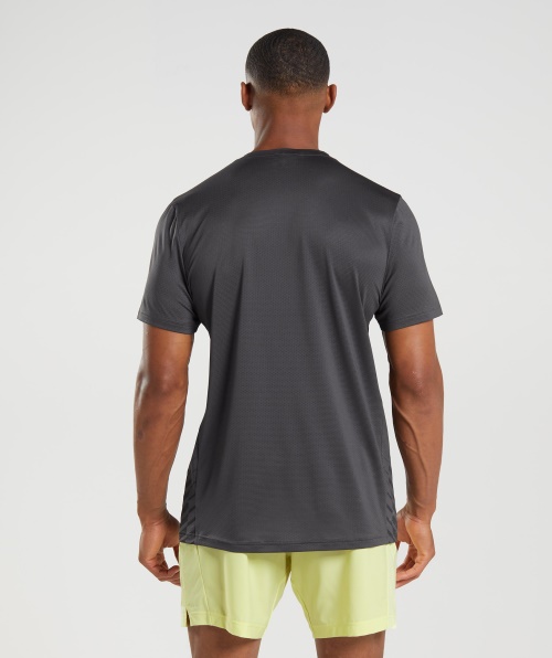 Camiseta Com Listras Esportivas Gymshark Cinza ônix