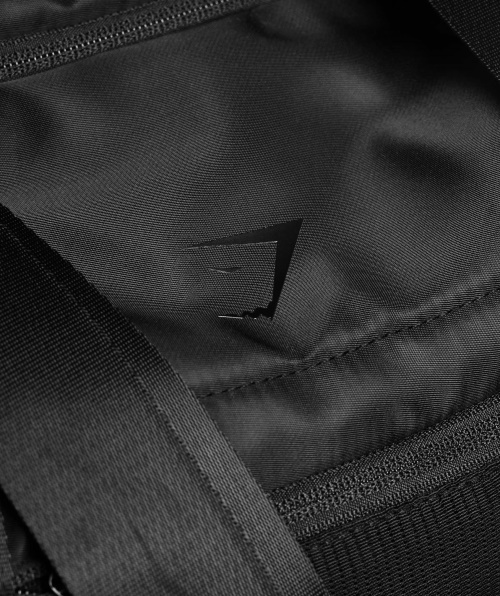 Bolsa Gymshark Studio Preta