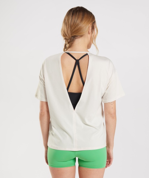 Camiseta Gymshark Studio Coco Branco