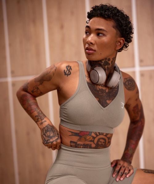 Gymshark Vital Sem Costura 2.0 Sutiã Esportivo Com Decote Em V Baunilha Marrom Marl