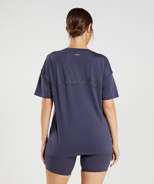 Camiseta Gymshark Whitney Oversized índigo Marinho
